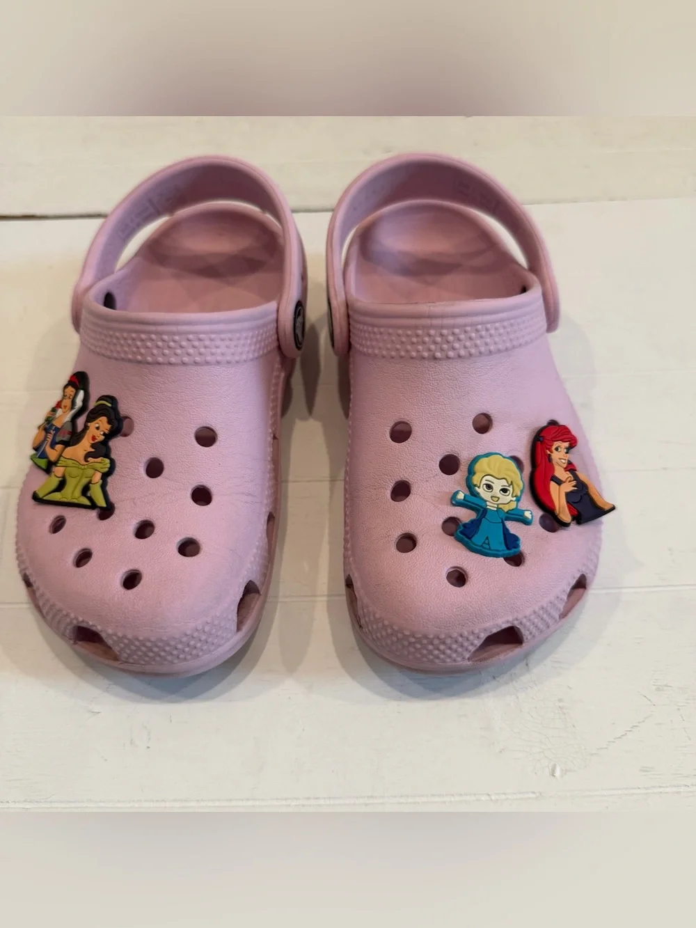 CROCS Kids Light Pink Clogs with Disney Princess Charms C10